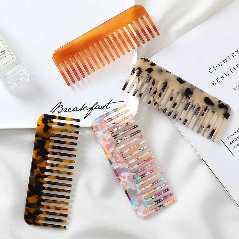 Wide Teeth Acetate Hair Combs  - Travel Accessories Needed recension och pris