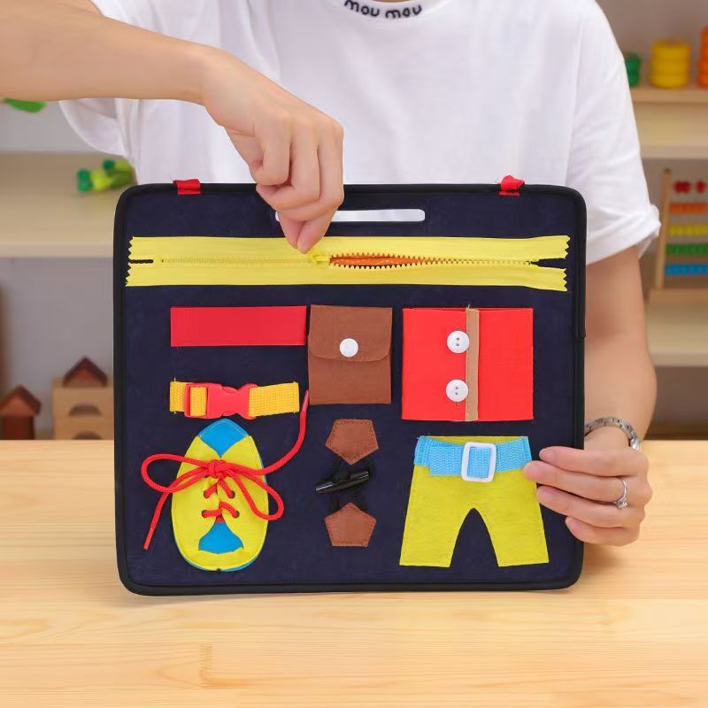 Montessori Busy Board for Todd - Travel Accessories For Toddlers recension och pris