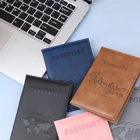 Unisex PU Leather Passport Cov - Travel Wallet Slim recension och pris