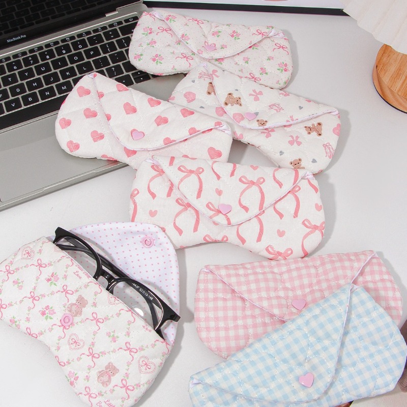 Ins Korean Plaid Fabric Heart  - Travel Accessories Pouch For Women recension och pris